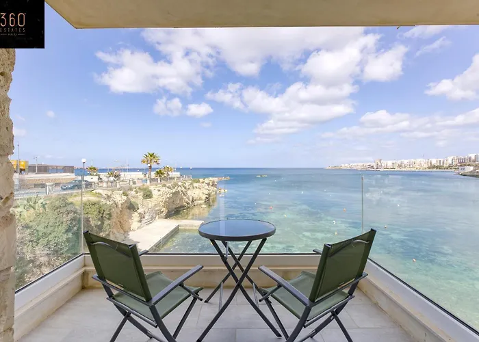 Seafront, Studio Home With Private Seaview Terrace By 360 Estates