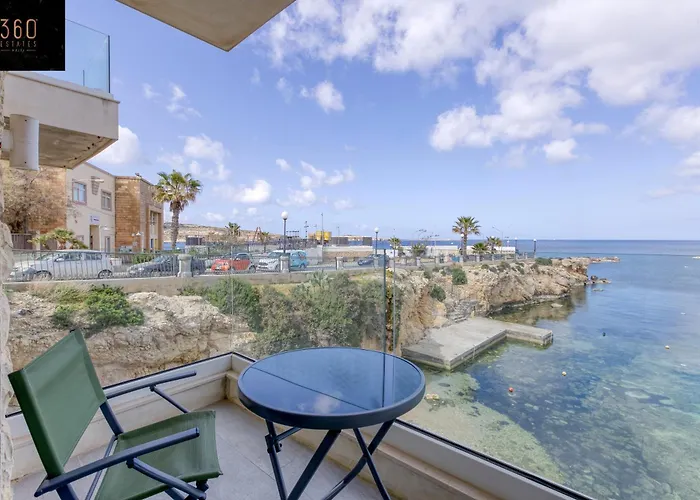 Seafront, Studio Home With Private Seaview Terrace By 360 Estates
